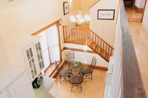 4 Bedroom Cottage on Main Street Deadwood!