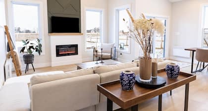 Golden Hour Vacation Home