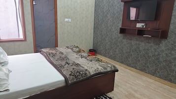 标准双人房 | 熨斗/熨衣板、免费 WiFi