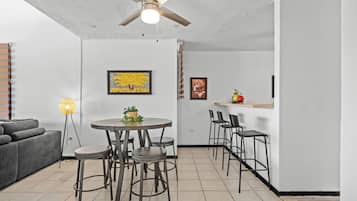 Deluxe Apartment, Balcony | Dining