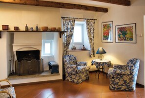 Interior - Family typical house in historic center (Domaso)