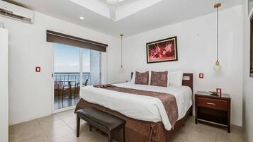 Iron/ironing board, WiFi