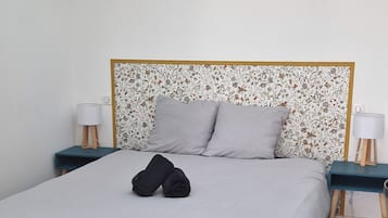 Fer et planche Ă repasser, Wi-Fi, draps fournis