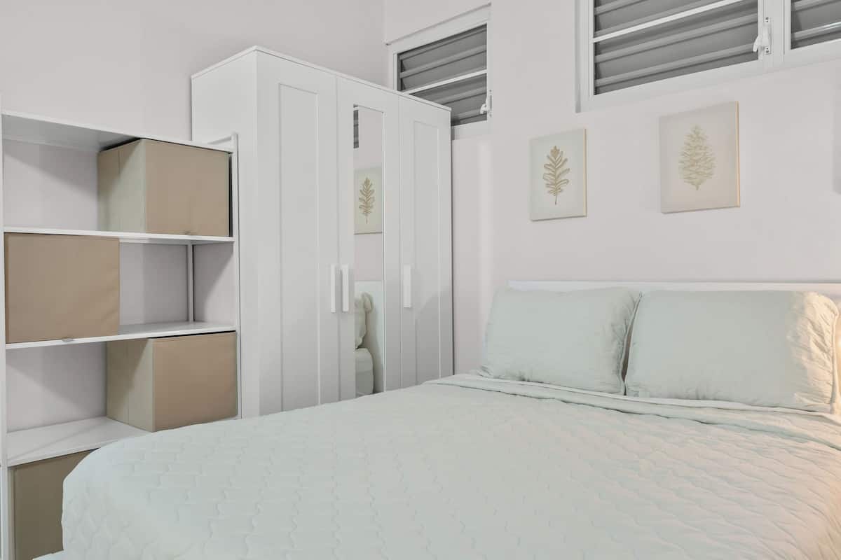 Apartamento família | Escrivaninha, Wi-Fi de cortesia