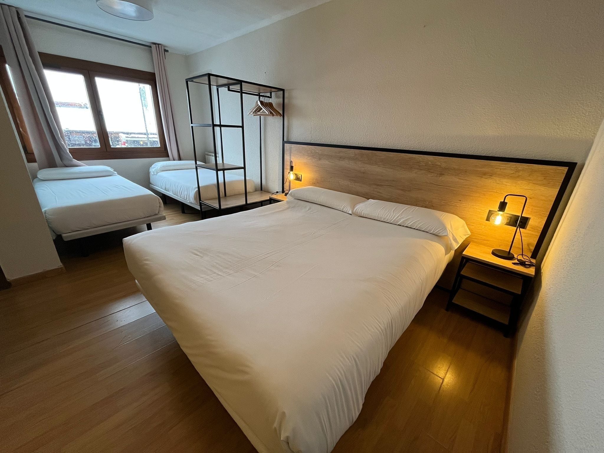 Kamar Quadruple Keluarga, pemandangan gunung | Wi-Fi gratis