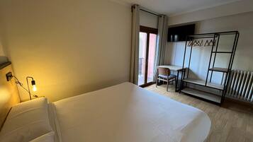 Superior Double or Twin Room, Balcony, Mountain View