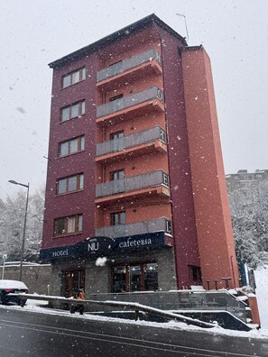 Exterior - Hotel NIU (Encamp)