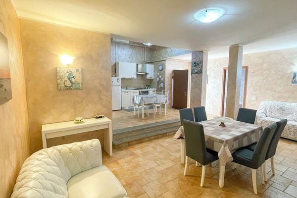 Apartment, 2 Bedrooms, Patio | Living area