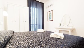 Iron/ironing board, WiFi, bed sheets - Domus Arcade - New Apartment (Roma)