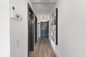 Interior - Stylish Industrial 1BR Above DT Collingwood Bakery (Collingwood)