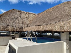 Pool - Boutique Loft in Aldea Zama - Private Swimming Pool - Rooftop - Gym - WiFi (Tulum)