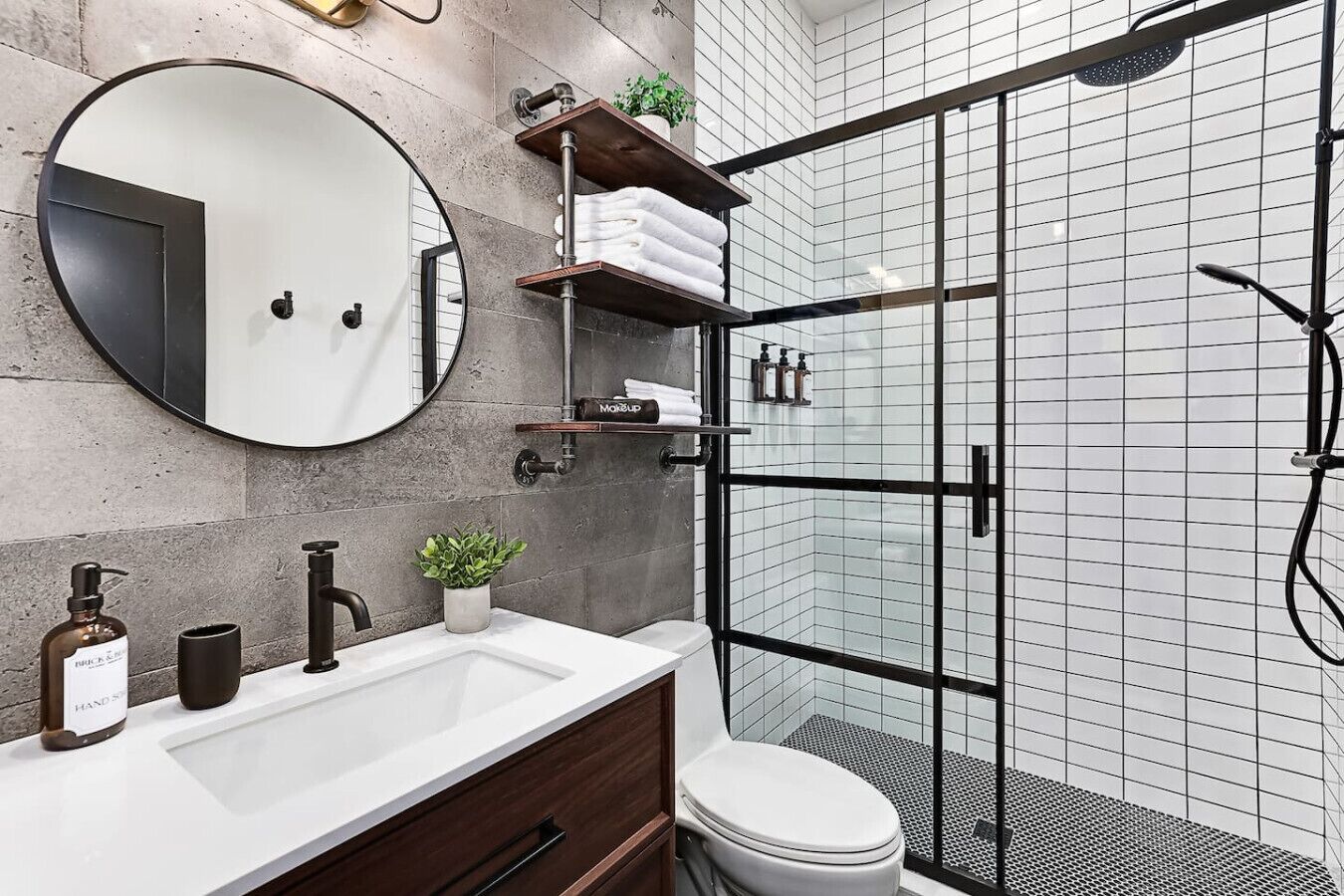 Een douche, een haardroger
