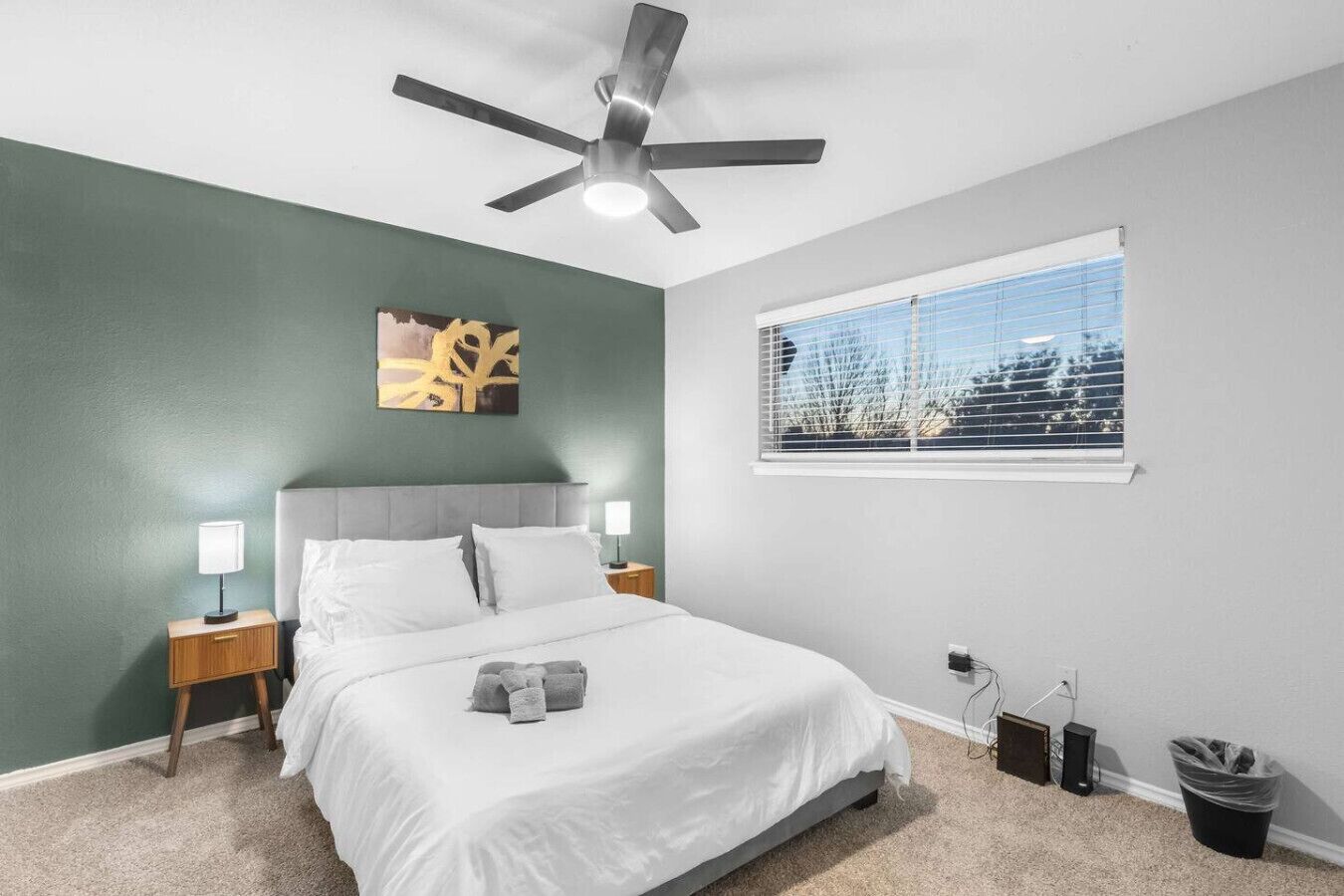 3 bedrooms, desk, iron/ironing board, WiFi