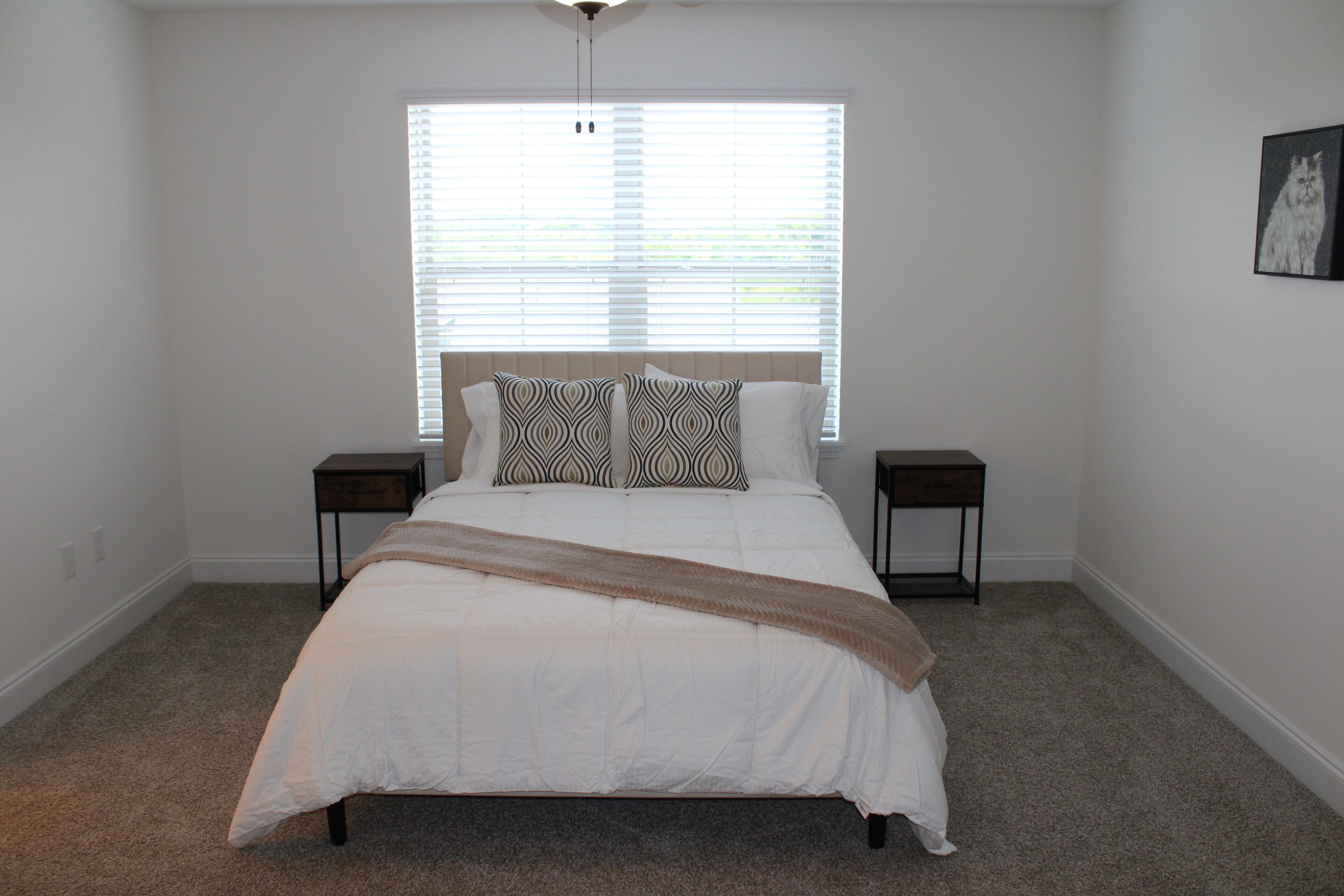 3 bedrooms, iron/ironing board, WiFi, bed sheets