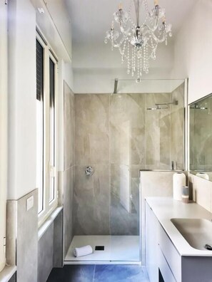 Bathroom - Serendipity Luxury Apartments - Brera (Milano)