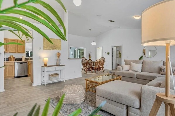 Living area - Arley Palms Getaway - Heated Pool - Fenced Yard - Near Beaches – Pet Friendly (North Port)
