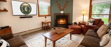 Fernseher, Kamin