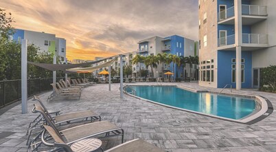Landing Furnished Apartments - Clearwater