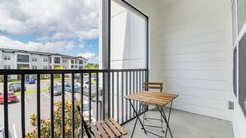 Apartment (1 Bedroom) | Terrace/patio