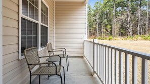 Apartment (2 Bedrooms) | Terrace/patio - Landing Furnished Apartments - Bloomingdale (Bloomingdale)