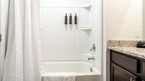Apartment (2 Bedrooms) | Bathroom | Free toiletries, hair dryer, towels, soap - Landing Furnished Apartments - Bloomingdale (Bloomingdale)