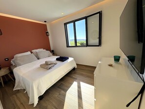 4 habitaciones, tabla de planchar con plancha y wifi gratis 