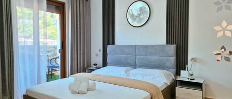 1 bedroom, in-room safe, iron/ironing board, free WiFi