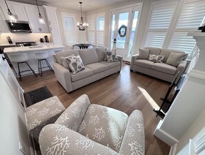 Smart TV, fireplace, books - New Construction 3BR Condo Near Beach, Boardwalk & Downtown (Ocean City)