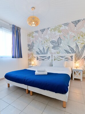 1 bedroom, bed sheets - Côte Fleurie · Cosy Norman apt, balcony & parking (Saint-Arnoult)