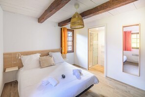 Iron/ironing board, WiFi, bed sheets - Beautiful Landes house park and tennis near ocean (Léon)
