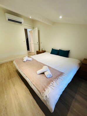 Bed sheets - Charming 2P in the Port of Saint-Tropez - sleeps 4 (Saint-Tropez)