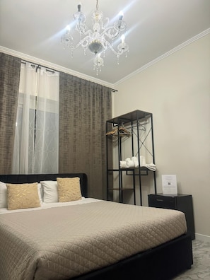 Chambre Standard, balcon | Coffres-forts dans les chambres, Wi-Fi gratuit