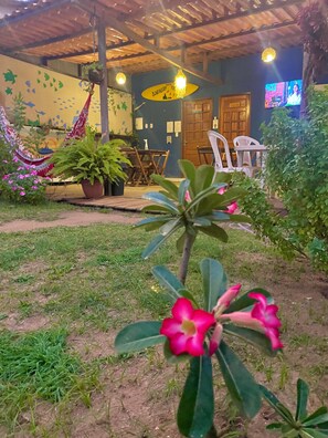 Living area - Estação Noronha Hostel (Fernando de Noronha)