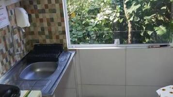 Economy Shared Dormitory | Dapur peribadi