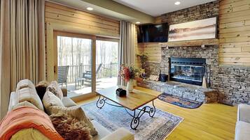 House (5 Bedrooms) | Property amenity