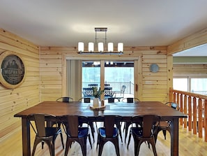 House (5 Bedrooms) | Property amenity