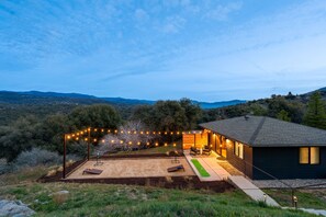 Property grounds - Stunning views | Hot tub | Games | 5BR Sleeps 14 (Oakhurst)