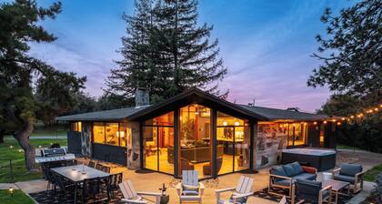 Stunning views | Hot tub | Games | 5BR Sleeps 14