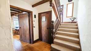 Interior - Honeycott | Sleeps 4 | Croyde Beach (Croyde)