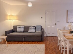 Living area - 58c Thorpe Road - City Centre (Norwich)