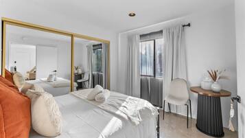 1 bedroom, iron/ironing board, WiFi, bed sheets