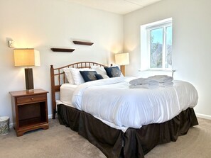 3 slaapkamers, reisbedje, wifi, beddengoed