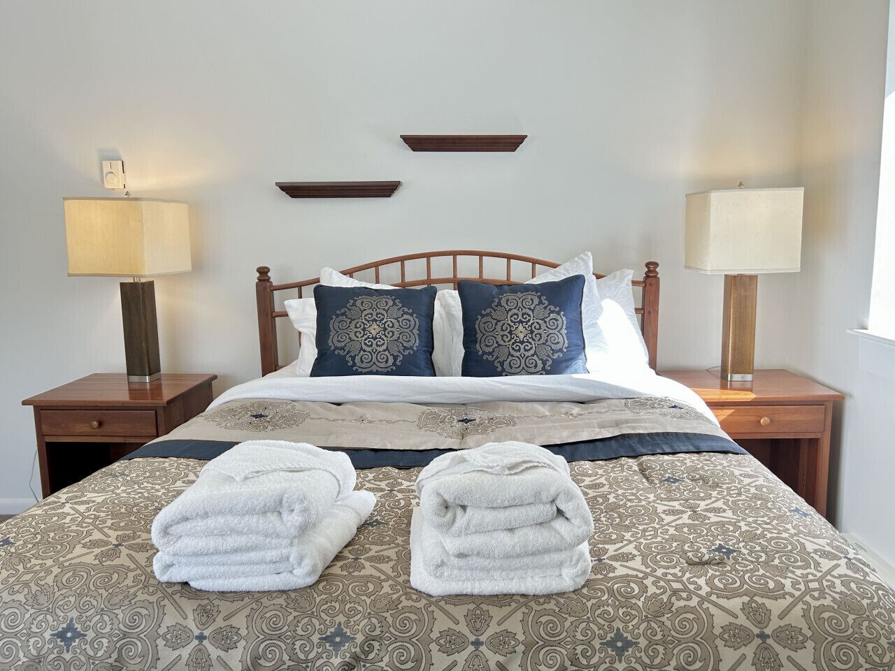 3 habitaciones, cuna de viaje, wifi y ropa de cama 