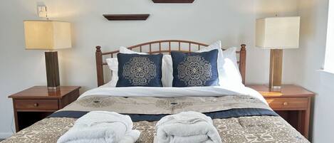 3 habitaciones, cuna de viaje, wifi y ropa de cama