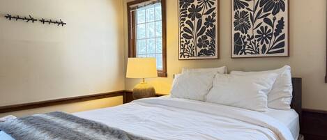 Iron/ironing board, travel cot, WiFi, bed sheets