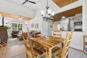 Interior - Cozy, Super Clean Farm Cottage  w/ Hot Tub – 10 Min to Glacier National Park (Martin City)
