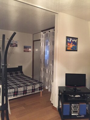 Iron/ironing board, internet