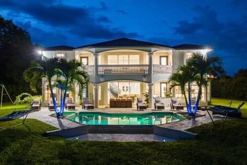 Secluded Mansion Waterfront with Pool!