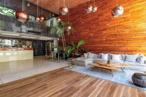 Lobby - 2 BR Condo Rooftop Ocean View - Sasha I (Playa del Carmen)