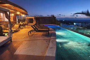 Outdoor pool - 2 BR Condo Rooftop Ocean View - Sasha I (Playa del Carmen)